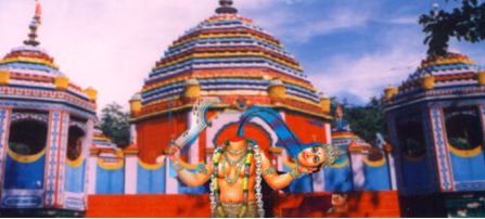 रविवार से शरदीय नवरात्र की होगी शुरुआत, रजरप्पा में मां छिन्नमस्ता के दरबार में जुटने लगे हैं साधक, जानिए विस्तार से  