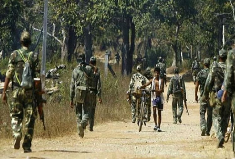 आर-पार की लड़ाई में भारी पड़ते नक्सली ! वारदात दर वारदात पुलिस के सामने पेश कर रहे हैं चुनौती