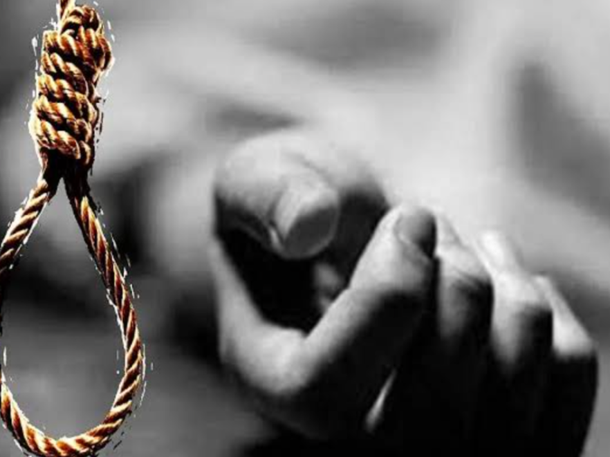 देवघर: तलाक की अर्जी मिलते ही नवविवाहिता ने फांसी लगाकर की आत्महत्या,शोक में परिजन