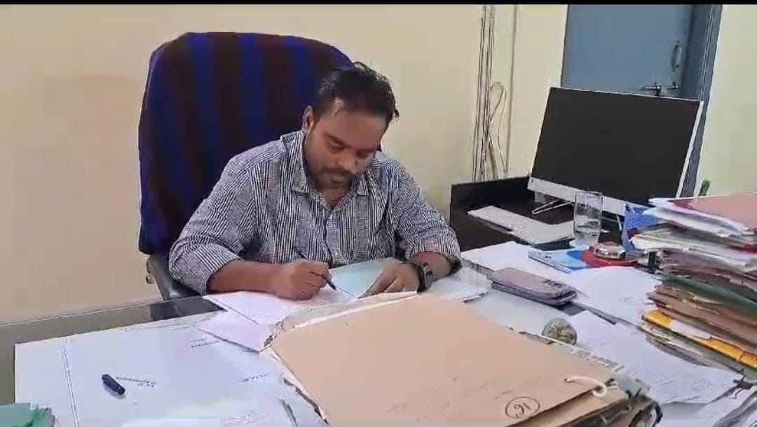 जमशेदपुर: पदभार संभालते ही सक्रिय नजर आ रहे हैं मानगो सीओ, भू-माफियाओं को दी ये चेतावनी