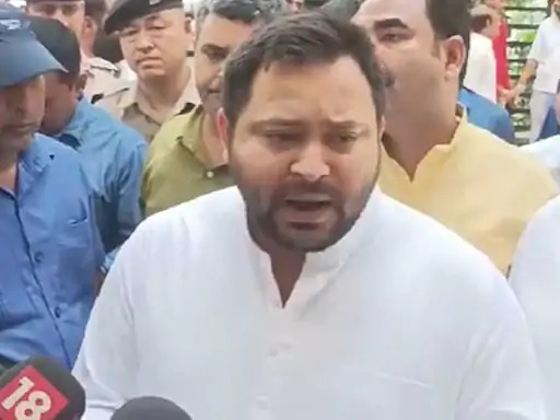 अमित शाह को तेजस्वी की ललकार! 365 दिन लगा लें बिहार में डेरा, खुलने नहीं वाली है भाजपा की बंद किस्मत का ताला