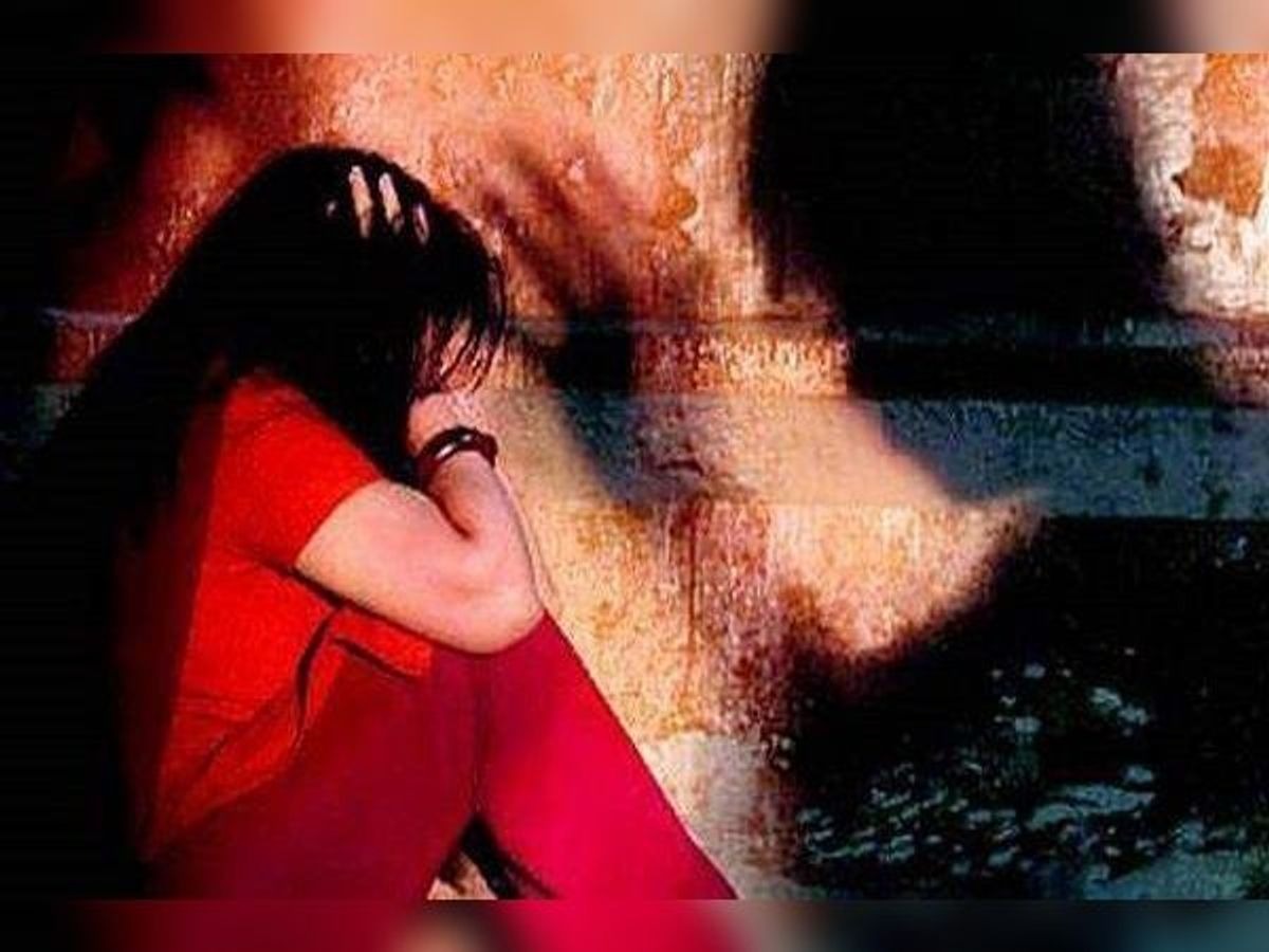 जानिए कैसे नर्क से आजाद हुई झारखंड की तीन बेटियां, नौकरी के नाम पर कराया जा रहा था देह व्यापार   