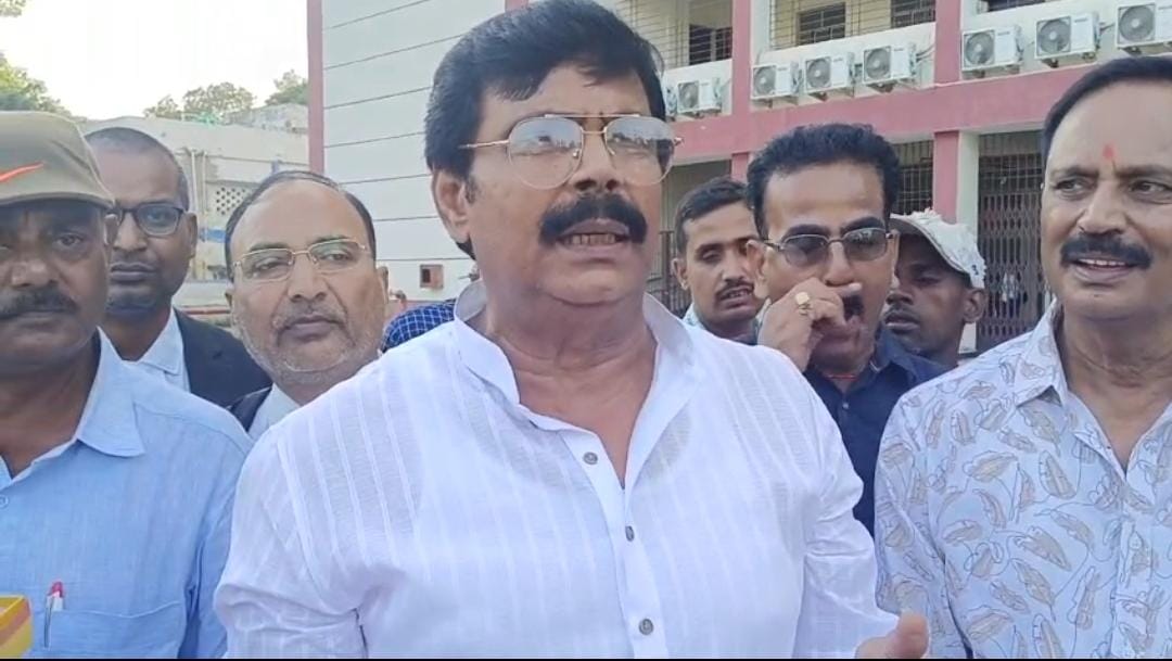 लवली आनंद और चेतन आनंद के राजद छोड़ने की खबर पर आनंद मोहन ने लगाया विराम, जानिए क्या कहा