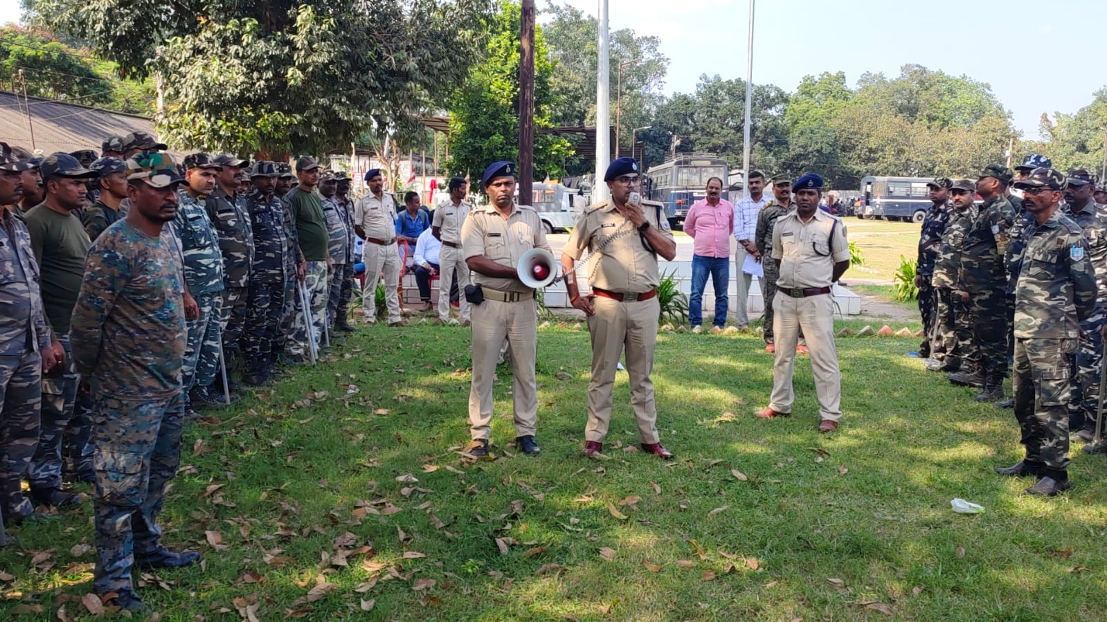 दुर्गा पूजा 2023: चौबीस घंटे बाद से शुरू हो जाएगी जिला और पुलिस प्रशासन की परीक्षा,इस वर्ष उपायुक्त की पहल पर अलर्ट मोड में हैं सभी विभाग