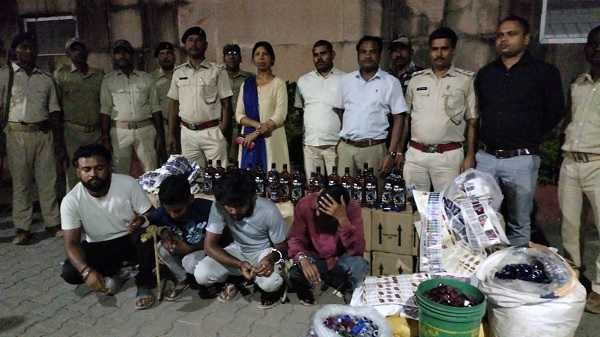 रांची: उत्पाद विभाग ने मिनी शराब फैक्ट्री का किया उद्भेदन, चार गिरफ्तार, एक फरार