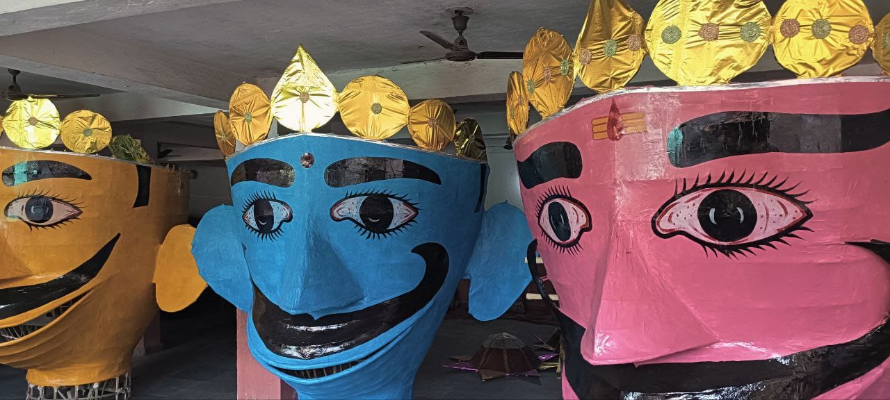 रावण दहन की तैयारी पूरी, सोने की लंका और भव्य आतिशबाजी देखने लाखों की संख्या में उमड़ेगी भीड़