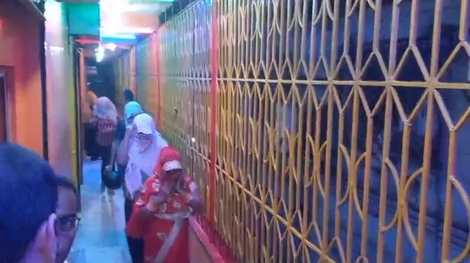 जमशेदपुर में चल रहा है जिस्मफरोशी का धंधा, छापेमारी में आपत्तिजनक सामान बरामद, पुलिस ने कई लोगों को लिया हिरासत में