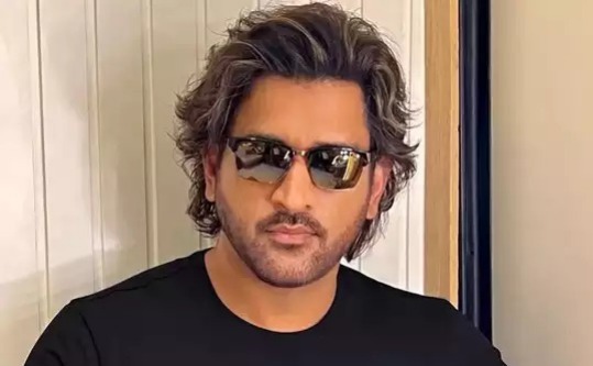 महेंद्र सिंह धोनी बने लव गुरु, यूथ को रिलेशनशिप के बारे में दिया एडवाइस, जानिए 