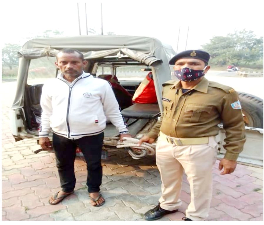 BREAKING:  किशोरी छात्रा के साथ गैंग रेप , आरोपियों ने कराया गर्भपात, एक आरोपी का पिता गिरफ्तार