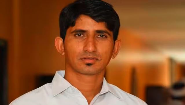 एक गरीब विधायक जिसने पांच साल में ही बना ली करोड़ों की दौलत, जानिए कैसे कमा लिया इतना बेशुमार पैसा 