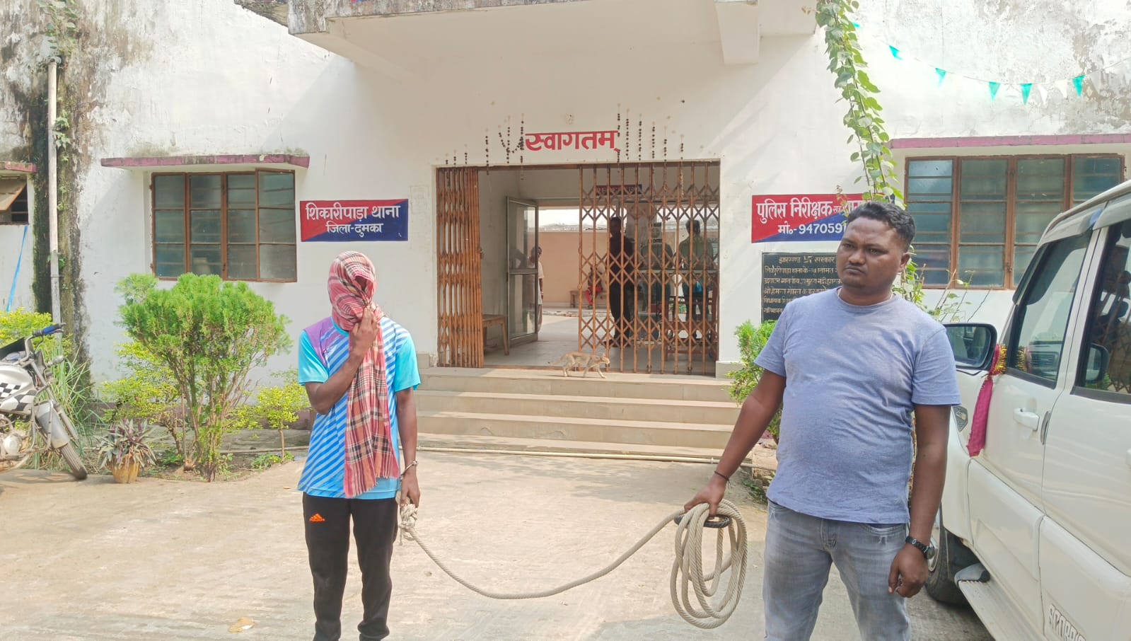 दुमका: अज्ञात महिला हत्या मामले में अपराधी गिरफ्तार, प्रेम प्रसंग में मर्डर की आशंका