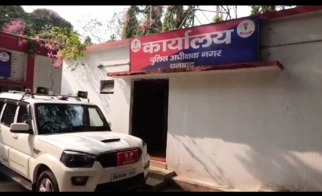 Police action is in full swing: प्रिंस खान की मां के नाम पर पैसे लेने वाले जौहरी भी आया लपेटे में, जानिए  