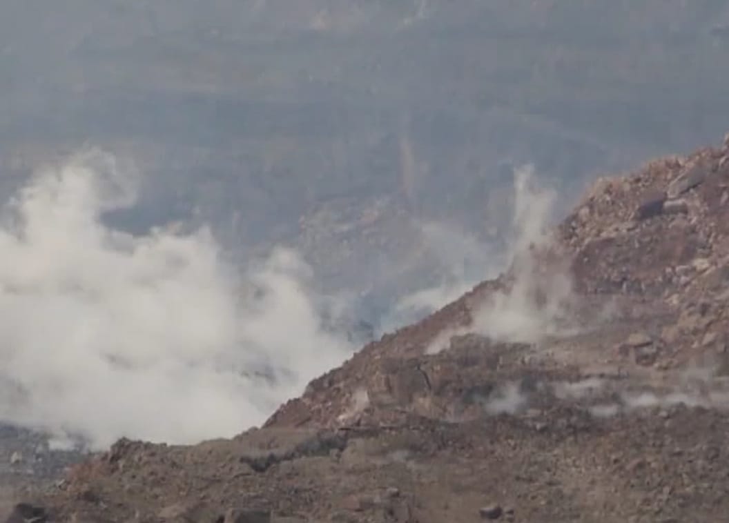 धसान की चपेट में झरिया कोयलांचल, लोदना में फिर फटी जमीन,स्कूल सहित आबादी पर खतरा 