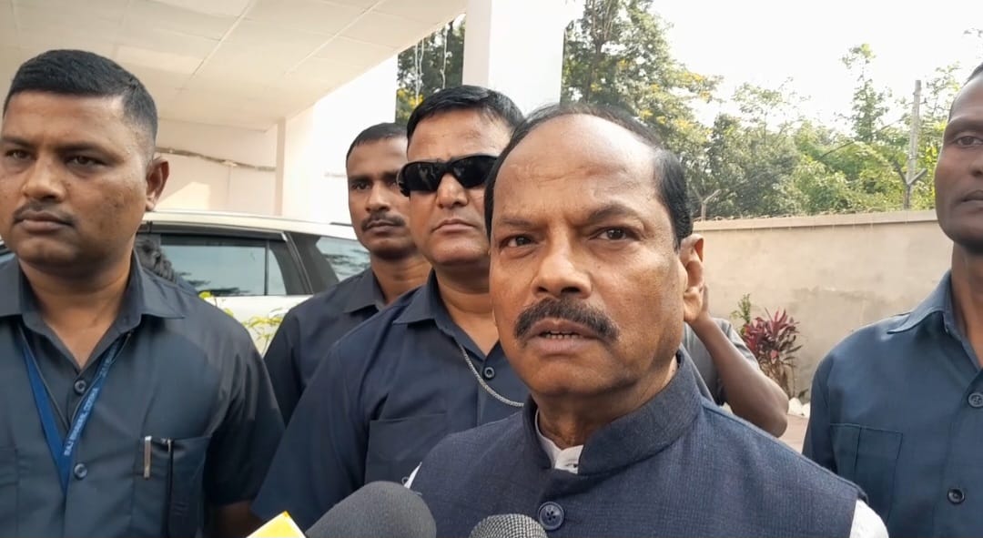 राज्यपाल पद संभालने के बाद पहली बार झारखंड आए रघुवर दास, जानिए क्या कहा