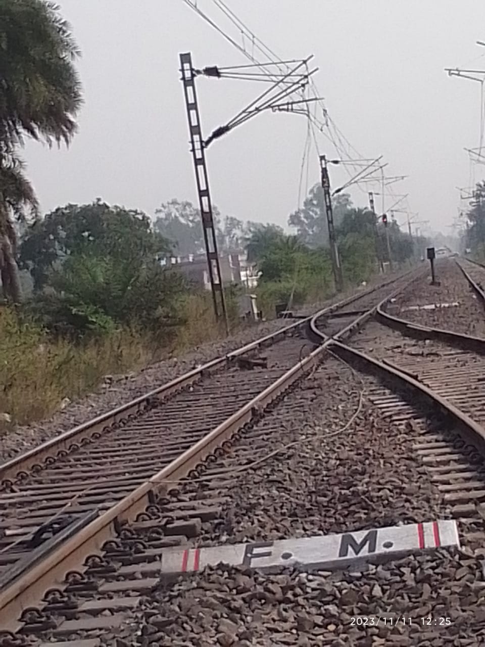 परसाबाद हादसा: मजदूर के अलावा इंजन से तीसरे डब्बे में यात्रा कर रहे गया के यात्री की भी हुई है मौत,जानिए घटना का डिटेल्स