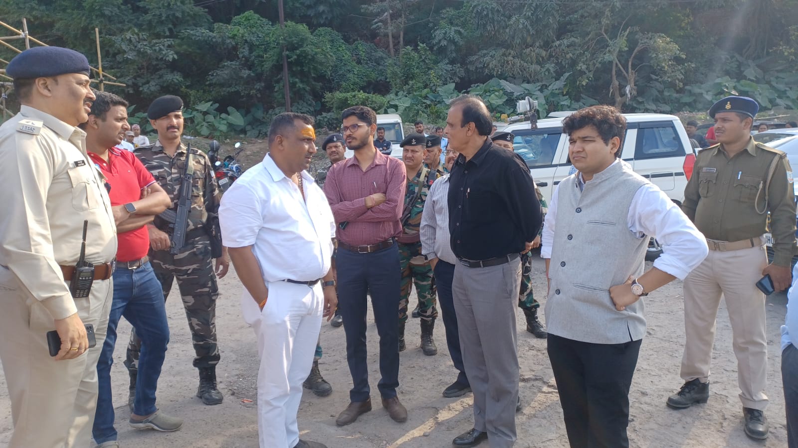 जमशेदपुर:छठ घाटों की साफ-सफाई को लेकर बन्ना गुप्ता ने लिया विभिन्न छठ घाटों का जायजा,जानें घाटों पर क्या मिलेगी सुविधा