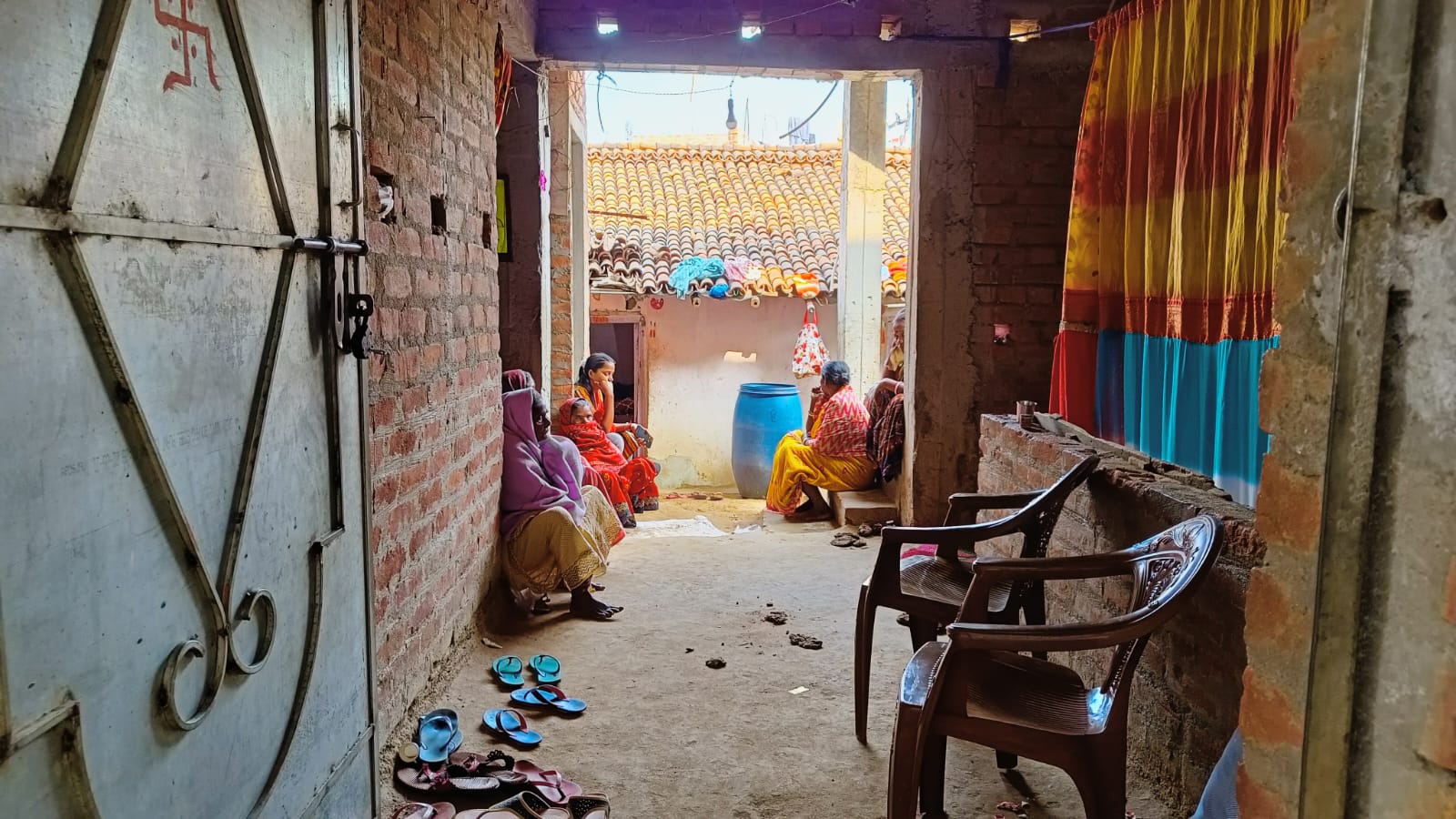 दो भाईयों के बीच हुआ विवाद, बीच-बचाव करने पहुंची मां की हत्या