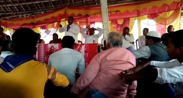 जदयू विधायक का अपने ही सांसद पर विवादित बयान, कहा & सांसद महोदय दारू और गांजा बेचवाते हैं