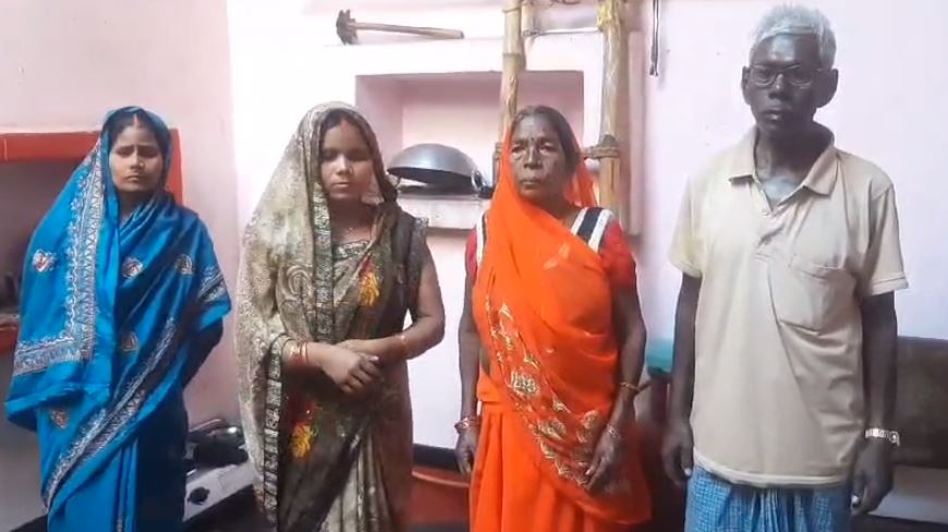 रोहतास : उत्तरकाशी टनल में फंसे सुशील शर्मा के परिवार का छलका दर्द, 11 महीनों से नहीं आया था घर, अब जश्न मना रहा परिवार