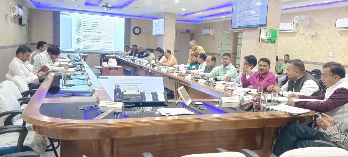 पी एन एम की बैठक का दूसरा दिन : इंजीनियरिंग और सिंग्नल कर्मचारियों पर ध्यान दे रेल मैनेजमेंट   