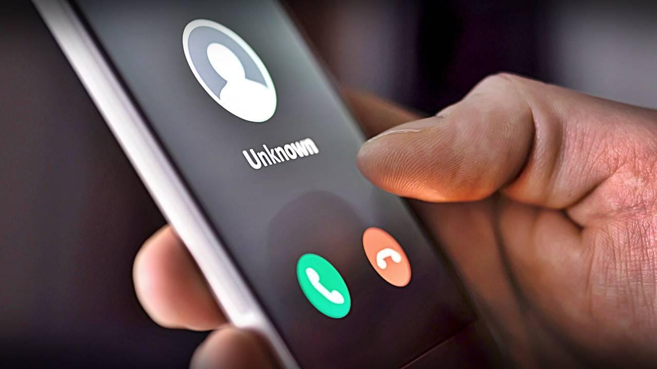 धनबाद में फोन पर रंगदारी के लिए धमकी: कहीं लोकल अपराधी तो नहीं कर रहे इस टेक्निक का इस्तेमाल?