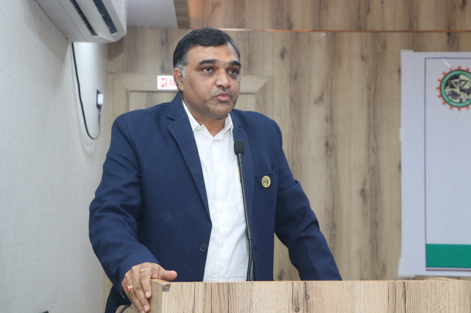 जमशेदपुर:दक्षिण-पूर्व रेल मार्गों पर चलनेवाली ट्रेनों के देरी पर सिंहभूम चैम्बर ऑफ कॉमर्स चिंतित, अध्यक्ष ने रेल मंत्री को भेजा त्राहिमाम संदेश