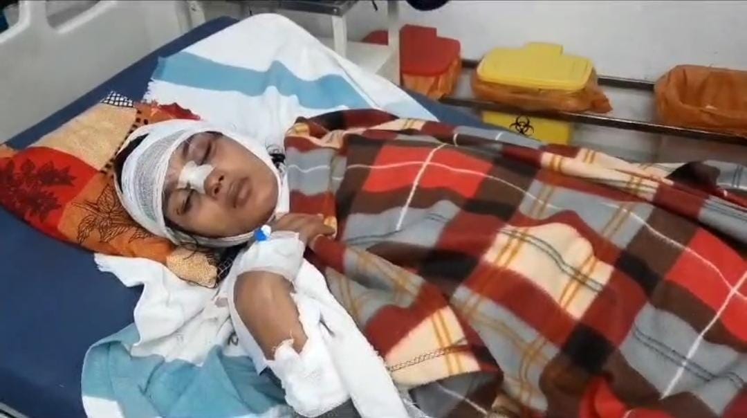 रोहतास: मंत्री जमा खान को एस्कॉर्ट कर रही पुलिस की गाड़ी दुर्घटनाग्रस्त, होमगार्ड चालक की मौत, चार पुलिसकर्मी घायल   