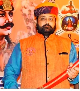 राष्ट्रीय राजपूत करणी सेना के अध्यक्ष सुखदेव सिंह गोगामेड़ी की हत्या, देखिए Cctv फुटेज में कैसे ताबड़तोड़ चली गोलियां