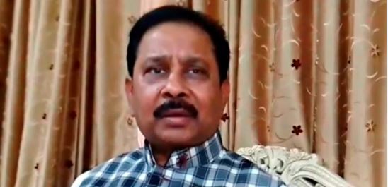 अहले सुबह राज्यसभा सांसद धीरज साहू के घर पहुंची इनकम टैक्स की टीम, कागजातों की कर रही जांच