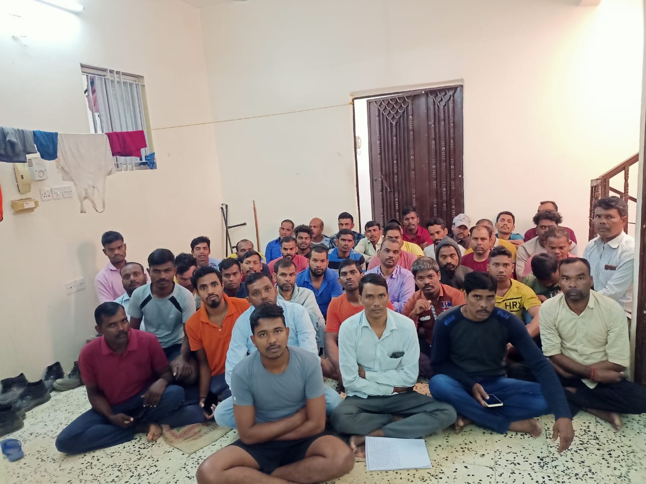 सऊदी अरब में फंसे झारखंड के 45 मजदूर, वीडियो वायरल कर सरकार से वतन वापसी की लगाई गुहार