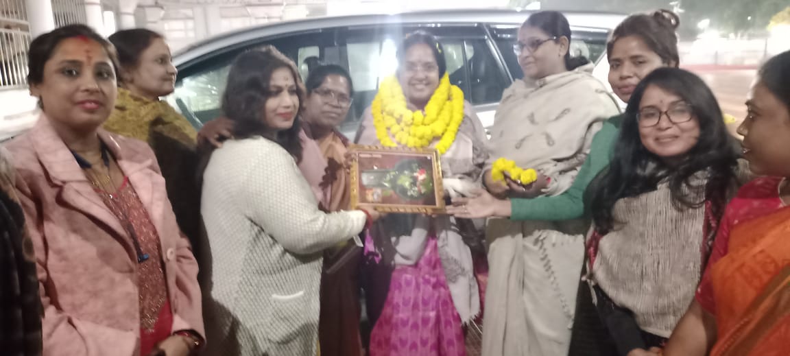 मिशन 2024 की तैयारी , देवघर पहुंची बीजेपी महिला मोर्चा की राष्ट्रीय अध्यक्ष, कहा-  झारखंड की 14 लोकसभा सीटों पर खिलेगा कमल 