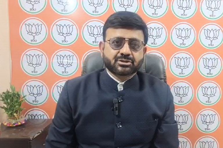 एक सांसद के पास 300 करोड़ तो पूरी पार्टी के पास कितना ?, ED और सीबीआई से हो पूरी जांच:प्रतुल