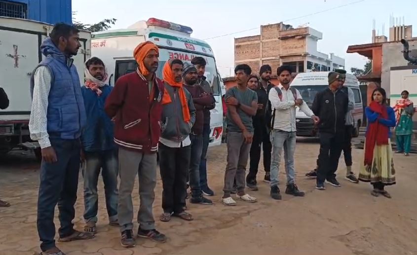 हादसा : दो बाइक की सीधी टक्कर, दो की मौत, एक गंभीर