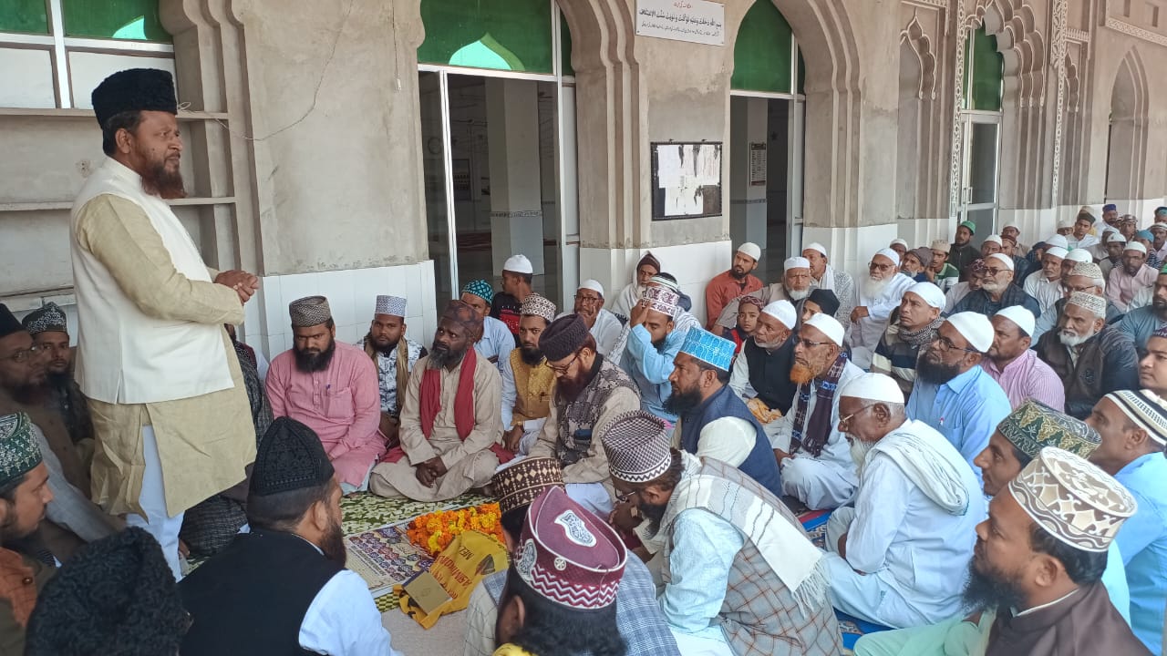 चुनाव से पहले गोलबंद होने लगे मुसलमान! पूछ रहे सवाल आखिर बदहाली का जिम्मेवार कौन, डाल्टनगंज में होगी बड़ी बैठक   