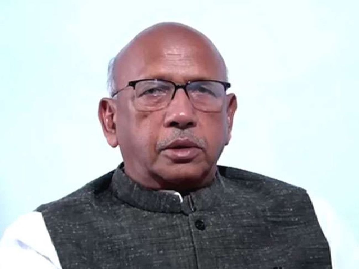 हेमंत ने दिखलाया हौसला! सबूत है तो गिरफ्तार करे ईडी, सरयू राय का तंज रुपया धीरज साहू का और जवाब सीएम से