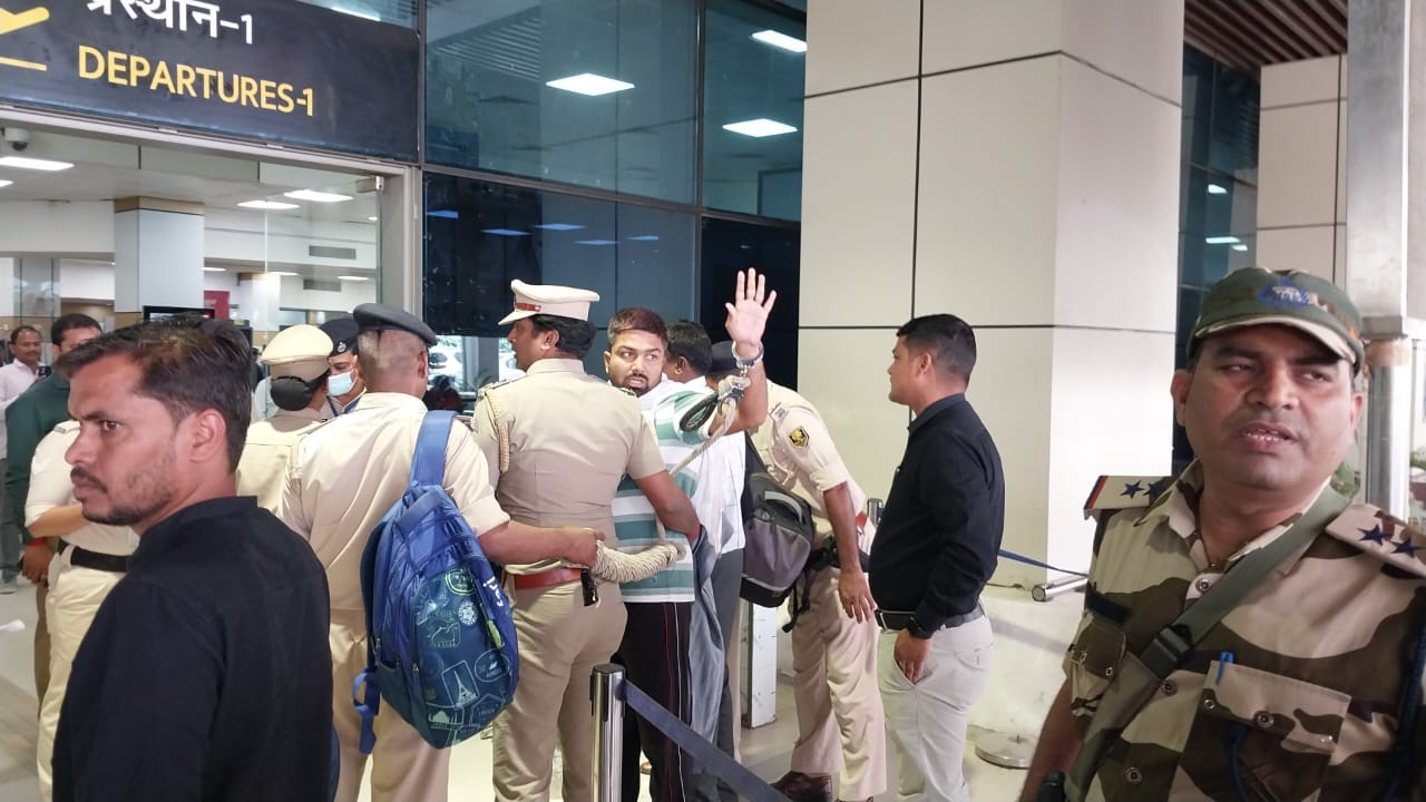 नौ महीने बाद यूट्यूबर मनीष कश्यप को मिली जमानत, बेऊर जेल से 21 दिसंबर को आ सकते हैं बाहर, पढ़ें किन-किन मामलों में मिली जमानत