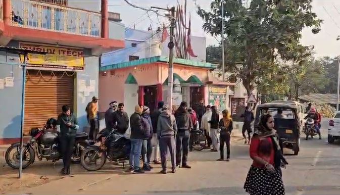 किराए के मकान में नाबालिग छात्रा का फंदे से लटका मिला शव, जांच मे जुटी पुलिस