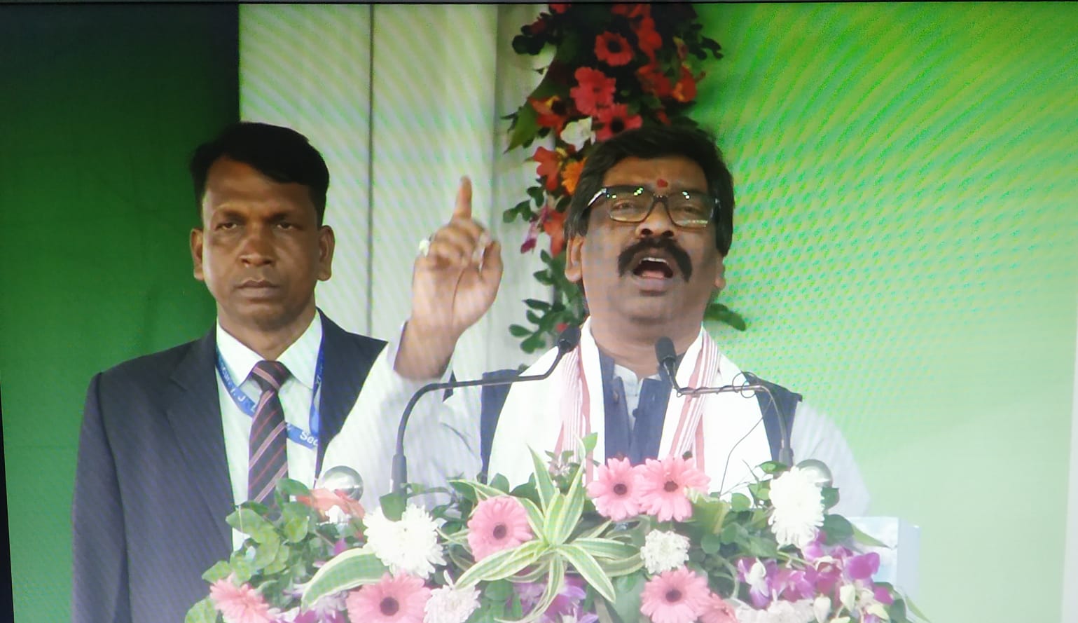 मुख्यमंत्री ने कहा -बुखार भी नहीं देने वाली है केंद्र सरकार, एफसीआई जमीन दे दे तो धनबाद को एयरपोर्ट मैं दूंगा