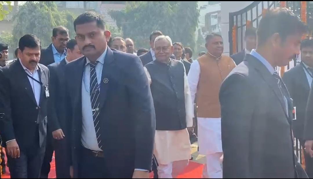 अटल बिहारी वाजपेई की जयंती पर नीतीश कुमार ने दी श्रद्धांजलि, कहा अटल बिहारी वाजपेई जी के नेतृत्व में बहुत अच्छे काम हुए, वो मुझे समर्थन करते थे