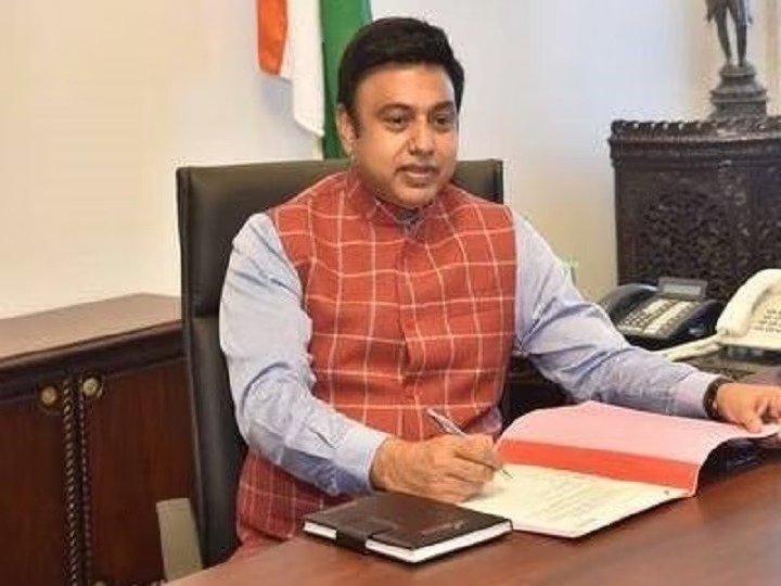 चीफ सेक्रेटरी सुखदेव सिंह के बाद अब डीजीपी पर तलवार! भाजपा प्रवक्ता जफर इस्लाम का दावा- अपनी गिरफ्तारी के डर से अधिकारियों को बदल रही हेमंत सरकार