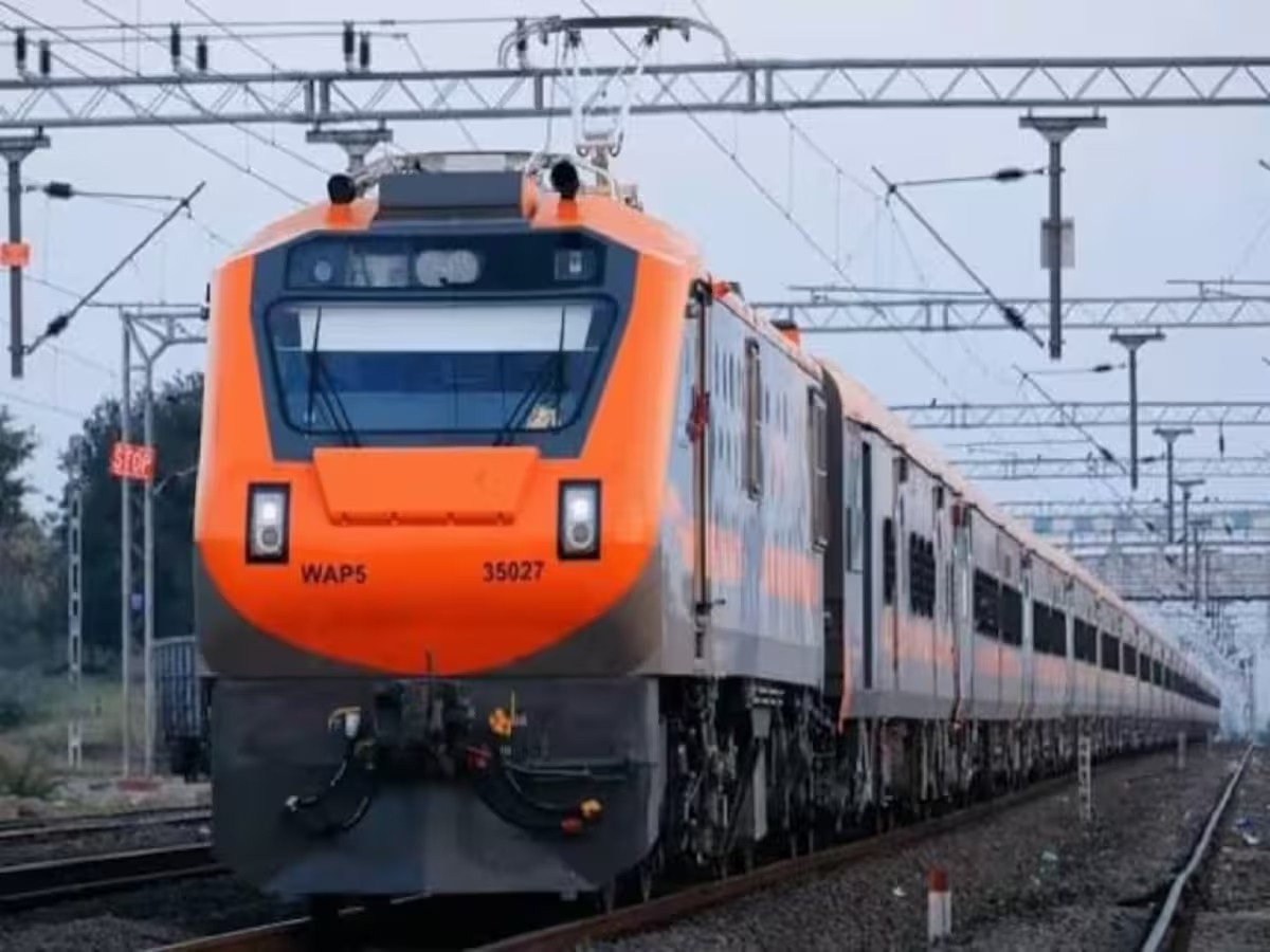 सीता माता और श्रीराम को जोड़ेगी देश की पहली अमृत भारत ट्रेन, कम किराये में मिलेगी वंदे भारत जैसी सुविधाएं 