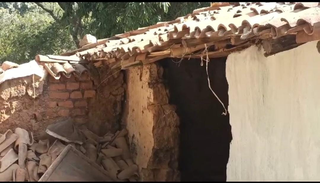 23 साल बाद भी गुमला के ग्रामीण क्षेत्रों का नहीं हो सका पूर्ण विकास, आज भी मूलभूत सुविधाओं के लिए तरस रहे हैं लोग