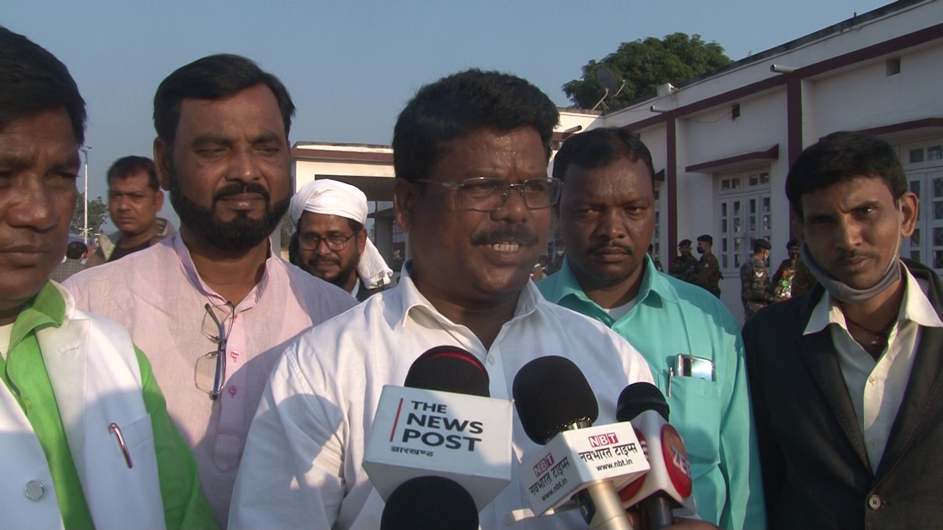 धनबाद जिला झामुमो : एक दूसरे को पछाड़ने में जुटे रमेश टूडू और पवन महतो !