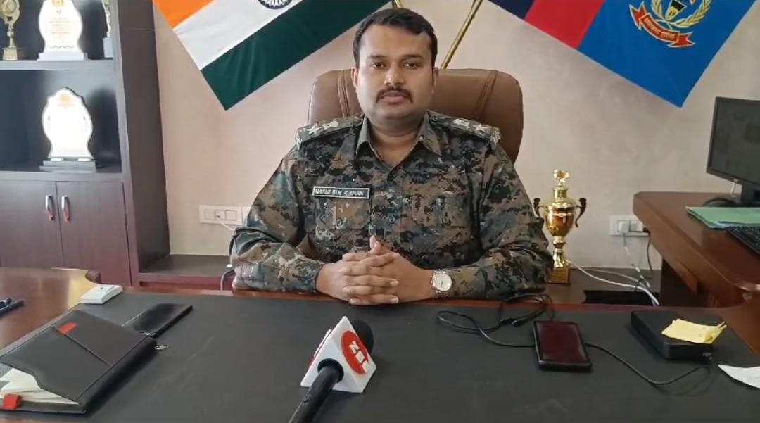 लोहरदगा:आजसू के केंद्रीय सचिव ने अपने ही छोटे भाई को मारी गोली, हालत गंभीर, पढ़ें वजह