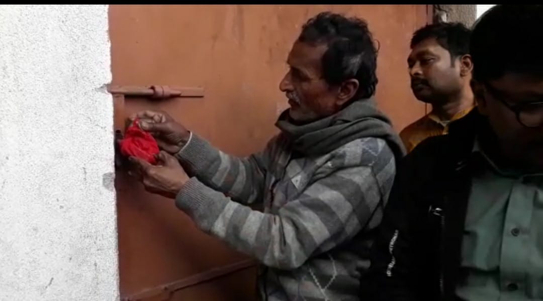 गरीबों का निवाला छीन रहे हैं अनाज कारोबारी, सरकारी चावल को ब्रांडेंड कंपनी से नाम पर बेचने का खुलासा