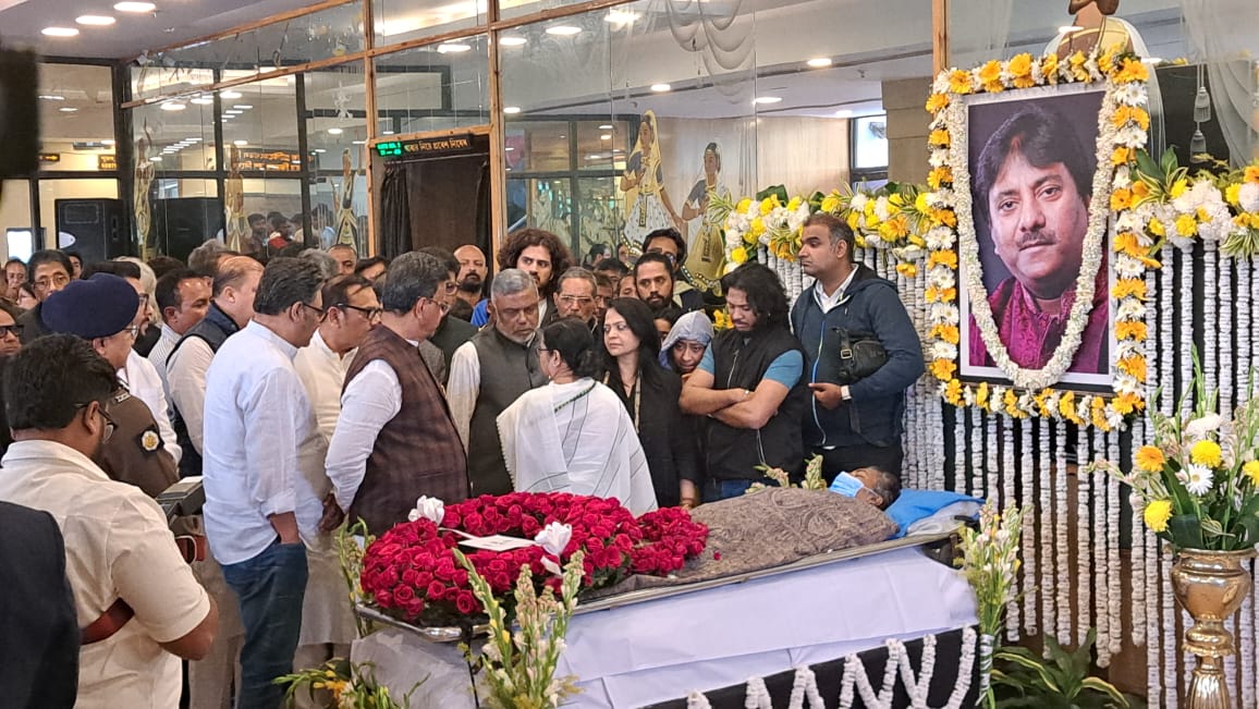 संगीत सम्राट उस्ताद राशिद खान के अंतिम दर्शन के लिए उमड़ा जनसैलाब, सीएम ममता सहित अन्य हस्तियों ने दी श्रद्धांजलि 