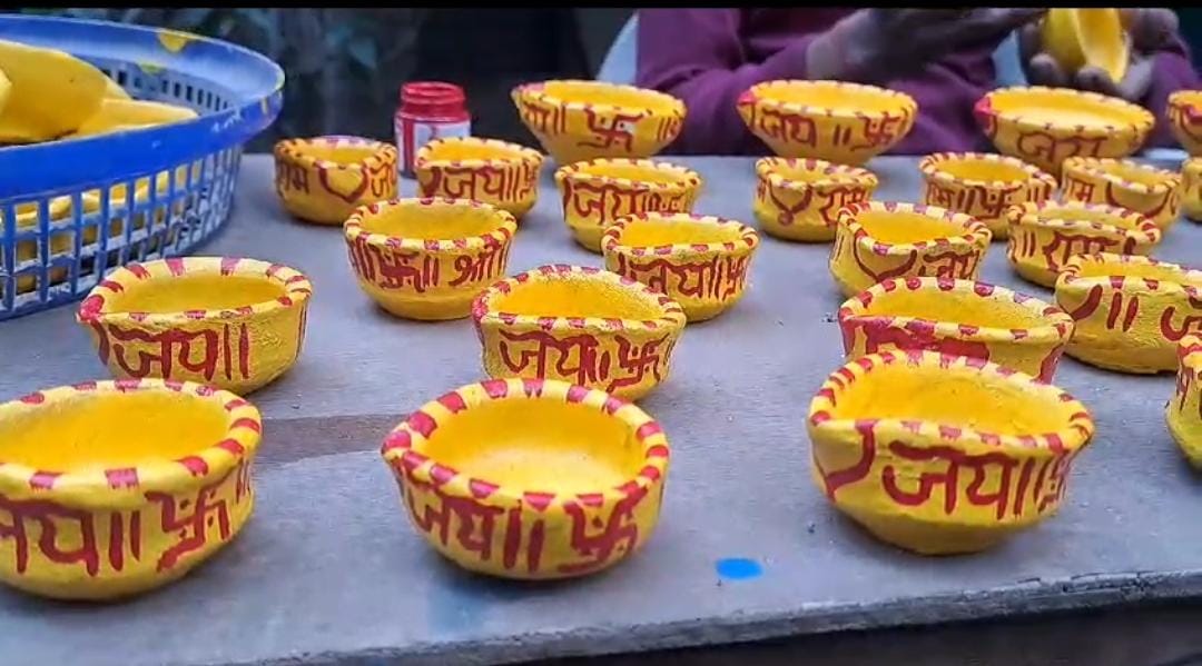 22 जनवरी को अयोध्या में बिराजेंगे रामलला, तो लौहनगरी में मचेगी धूम! तैयारियों में जुटा शहर, जय श्री राम लिखे दीयों से जगमग होगा हर घर