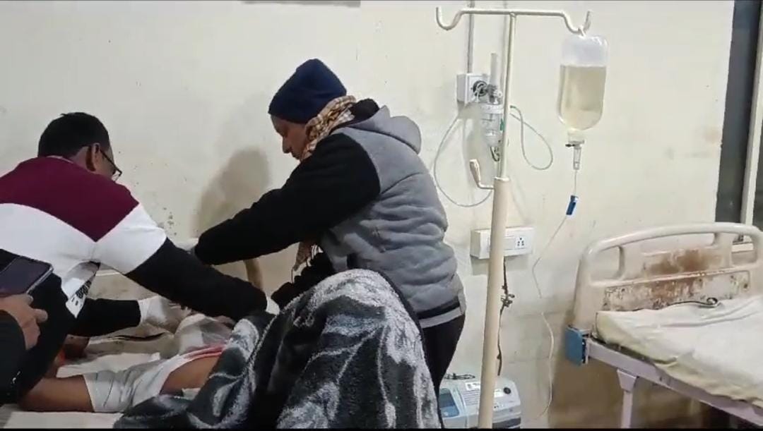 मुंगेर:पुरानी रंजीश में मछली विक्रेता पर अपराधियों ने की फायरिंग, हालत गंभीर, जांच में जुटी पुलिस