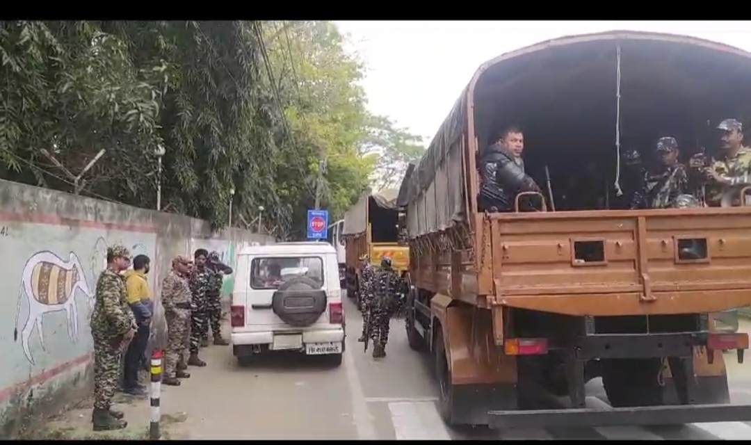 मुख्यमंत्री से पूछताछ के दौरान लॉ एंड आर्डर बिगाड़ने की थी योजना, झामुमो का आरोप CRPF का बड़ी संख्या में CM आवास पहुंचना साजिश