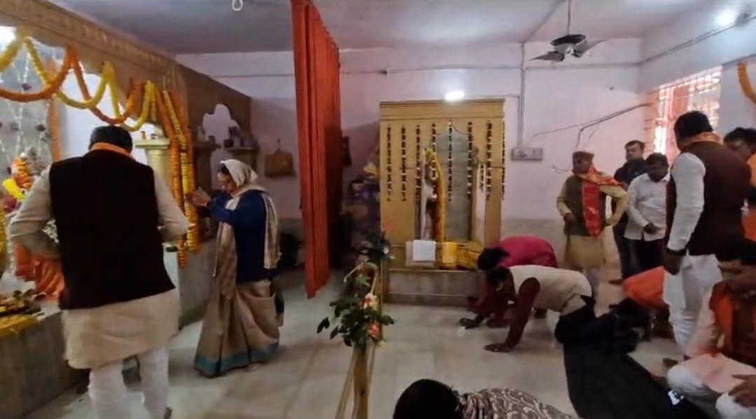 प्रभु राम के रंग में रंगा धनबाद,पुलिस भी अलर्ट मोड पर, गली गली में हो रही पेट्रोलिंग